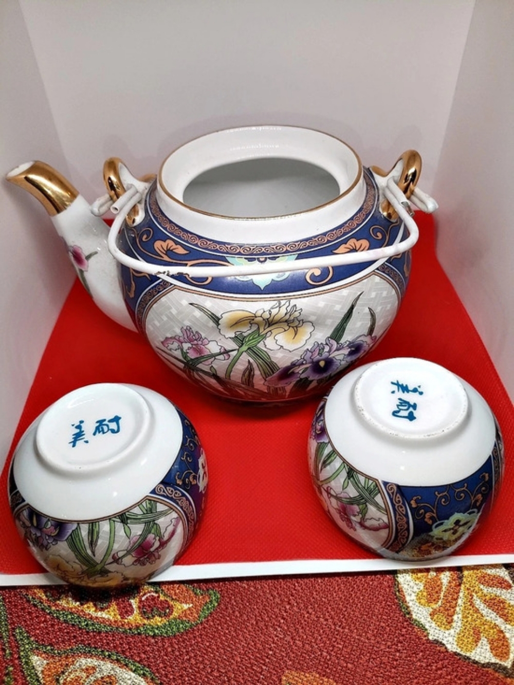 Floral Blue & White Teapot Set